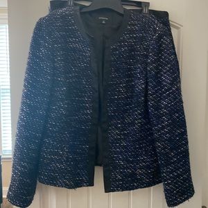 2-piece blue and white suit